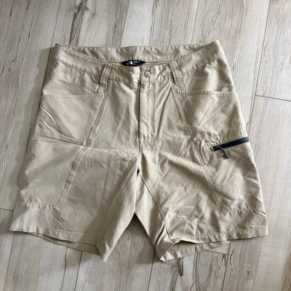 The North Face Shorts Mens 32 Stretch Cargo Flat Front Beige Lightweight